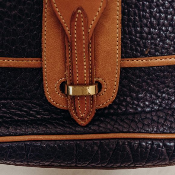 Vintage Dooney & Bourke Leather Shoulder Bag - Picture 8 of 10